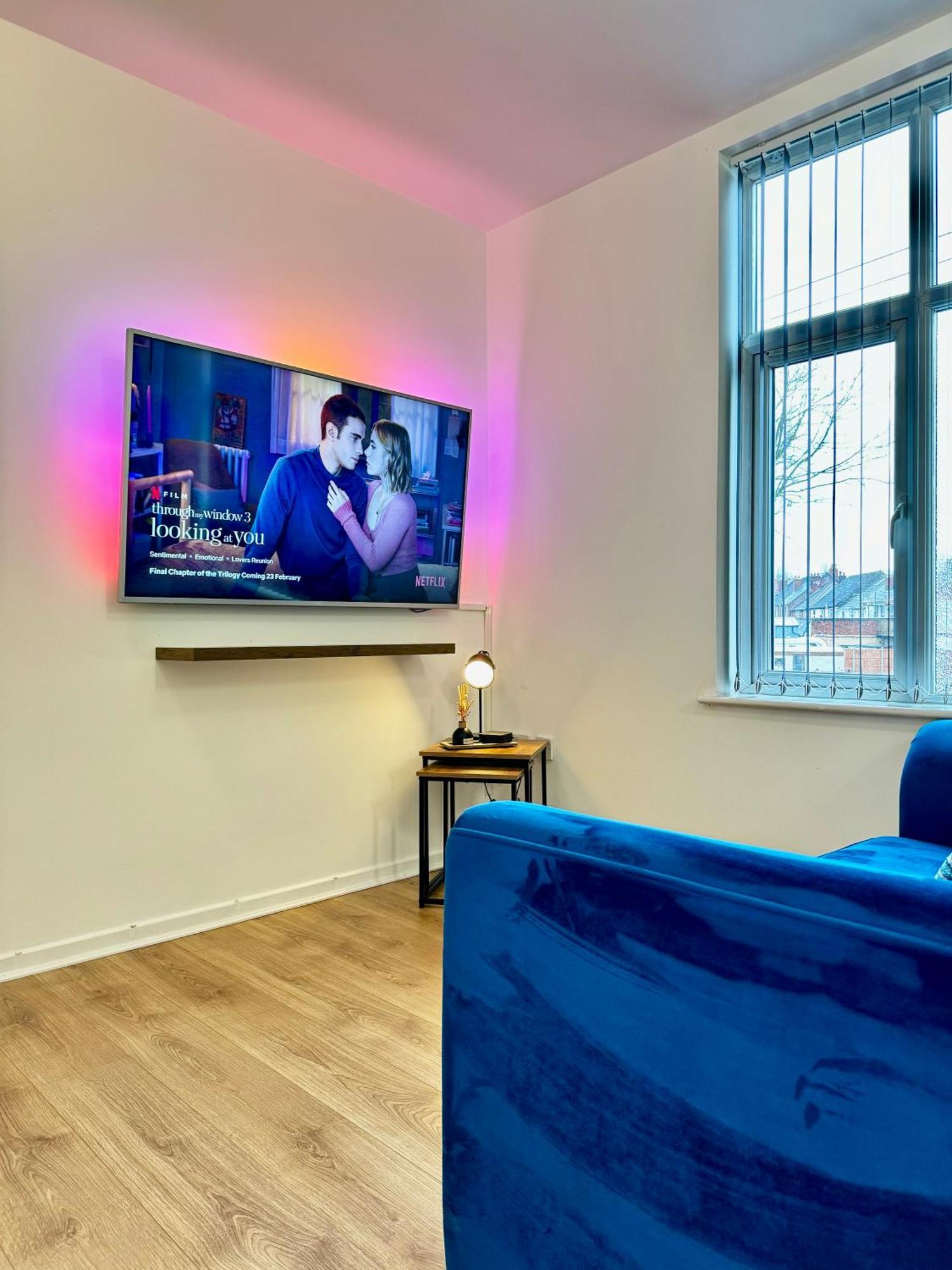 Rnm - Business Professional & Top Choice, Private Access & Entire Place, Kitchen & Washroom With Amenities, Smart Tv, Easy Access, Fast Wifi, Parking Nearby, Great Transport Links Гейлсовен Екстер'єр фото